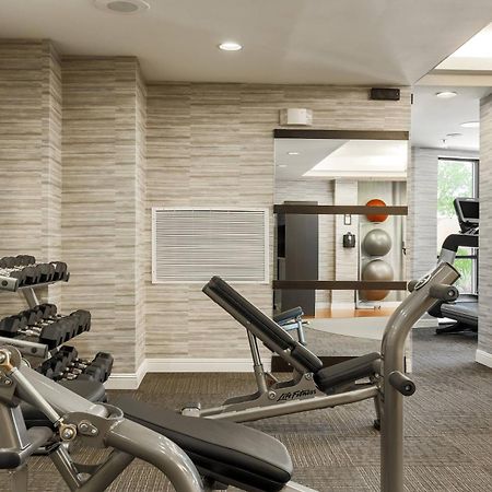 Courtyard By Marriott Roseville Galleria Mall/Creekside Ridge Drive Екстериор снимка