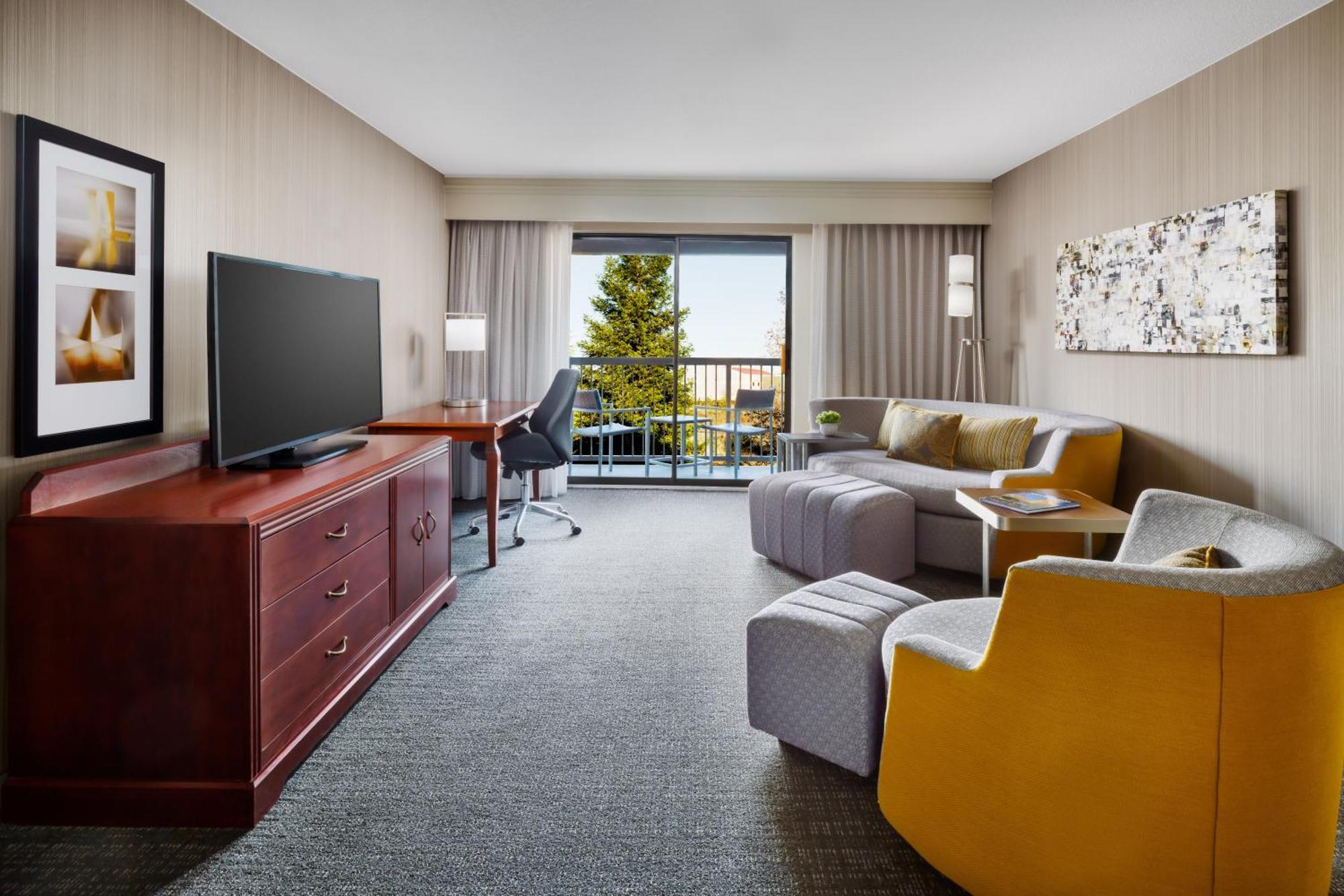 Courtyard By Marriott Roseville Galleria Mall/Creekside Ridge Drive Екстериор снимка